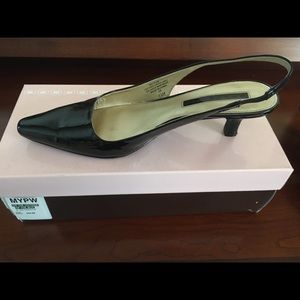 Bandolino Black BDLacie Patent Slingback Heels